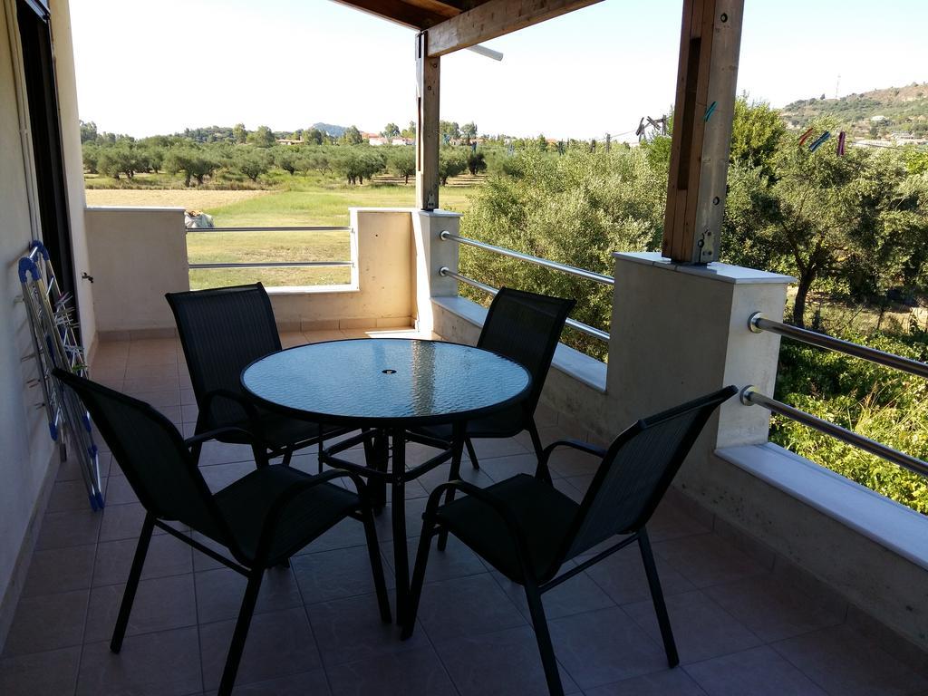 Villa Luna Kalamákion Esterno foto